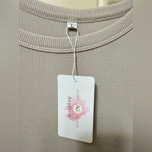 Anygrew Classic Fashion Long Sleeved Khaki Narrow Rib Knit Tee Size Large